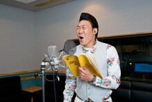 アフレコに挑戦するANZEN漫才みやぞん。