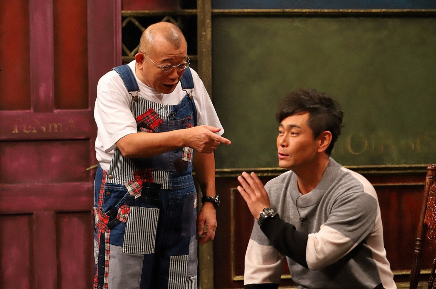 「桃色つるべ」に出演する（左から）笑福亭鶴瓶、ココリコ遠藤。(c)関西テレビ