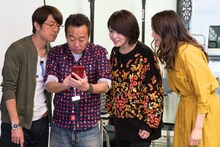 左からさまぁ～ず大竹、さまぁ～ず三村、大橋未歩アナ、福田典子アナ。(c)テレビ東京