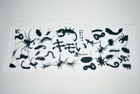 「キモい展」で販売されるグッズ。