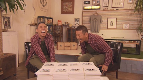 （左から）爆笑問題・太田、くりぃむしちゅー上田。(c)中京テレビ