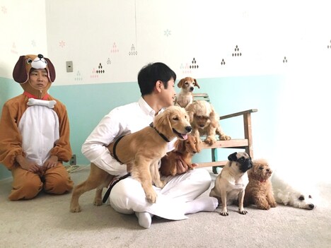 「NON STYLE & PUPPIES CALENDAR 2018」のオフショット。
