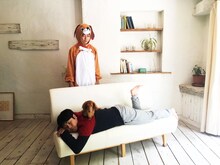 「NON STYLE & PUPPIES CALENDAR 2018」のオフショット。