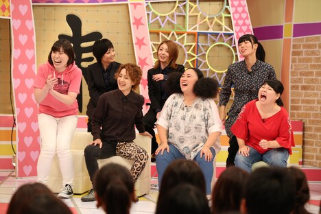 「個性派女性芸人」として出演する4組。(c)中京テレビ