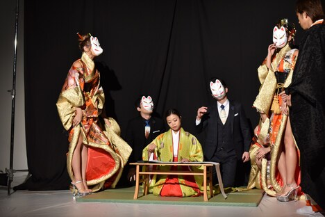 「FANTASIA」就任記者会見のワンシーン。