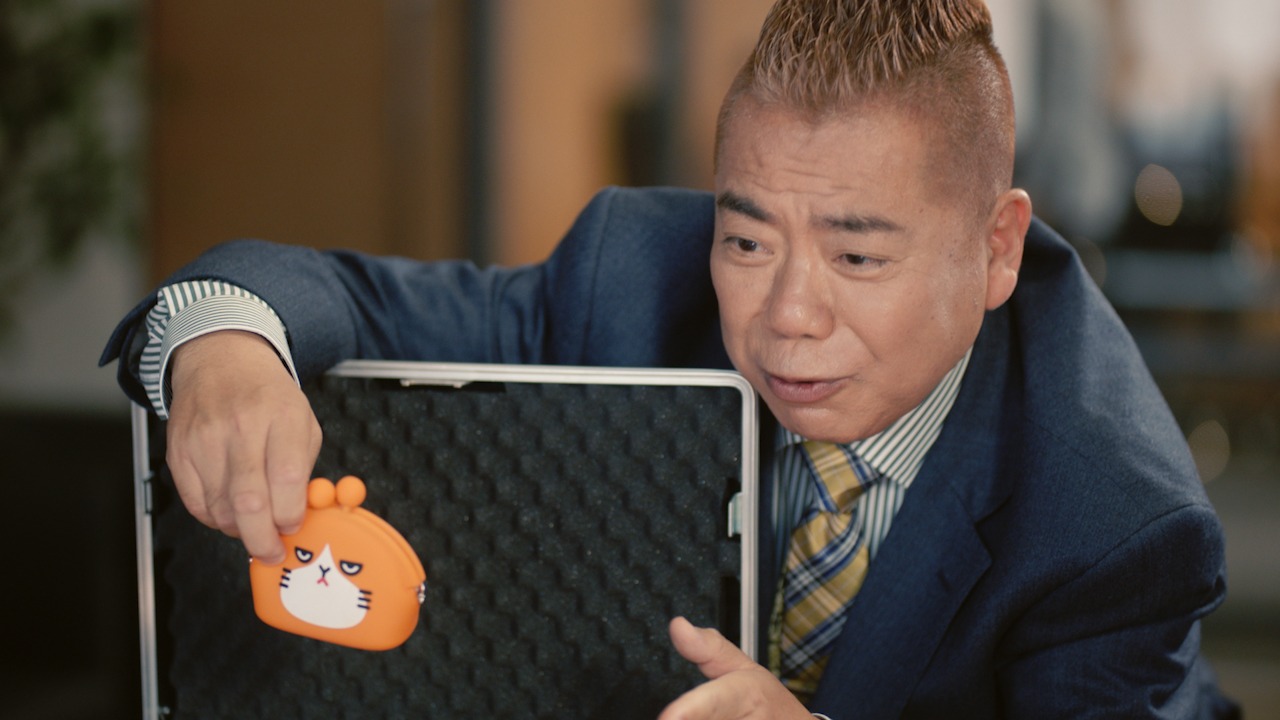 Y!mobileの新CM「英語で営業」篇のワンシーン。