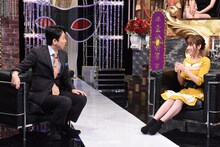 左から有吉弘行、松中みなみ。(c)日本テレビ