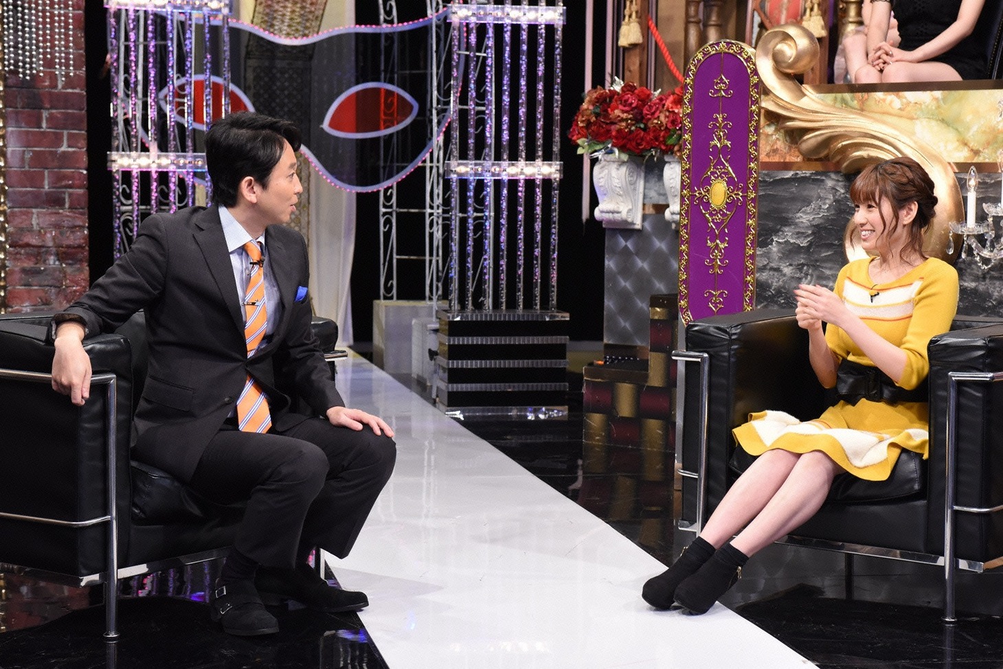 左から有吉弘行、松中みなみ。(c)日本テレビ
