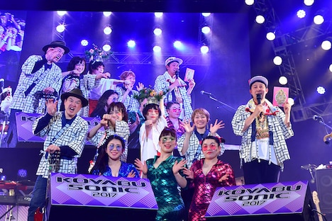 吉本新喜劇ィズと爆乳三姉妹。