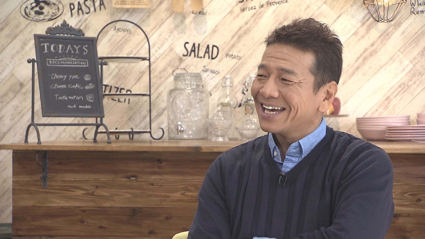 くりぃむしちゅー上田 (c)中京テレビ