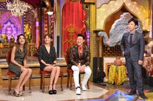 左から池田美優、梨花、ANZEN漫才みやぞん、フットボールアワー後藤。(c)日本テレビ