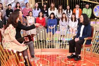 「1周回って知らない話」のワンシーン。(c)日本テレビ