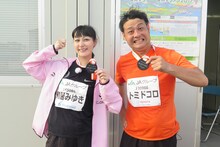 左から鳥居みゆき、トミドコロ。(c)BSフジ