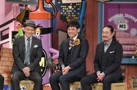 左からシャンプーハット、笑い飯・西田。(c)読売テレビ