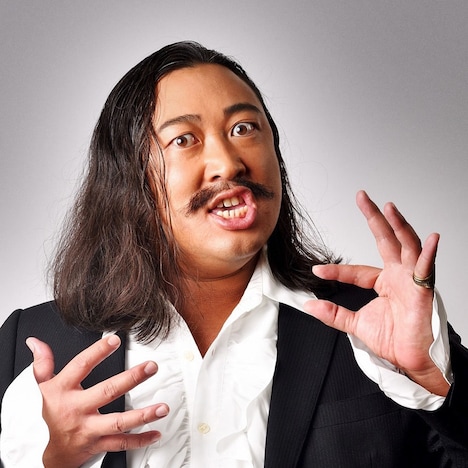 オペラ歌手の冴島響一郎。