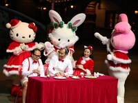 「ピューロクリスマス」先行お披露目会の様子。