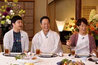 左から月亭方正、月亭八方、陣内智則。(c)読売テレビ