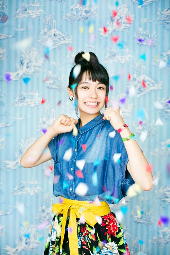 足立佳奈