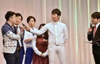 「M-1グランプリ2017」決勝進出者会見の様子。