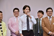 「M-1グランプリ2017」決勝進出者会見の様子。
