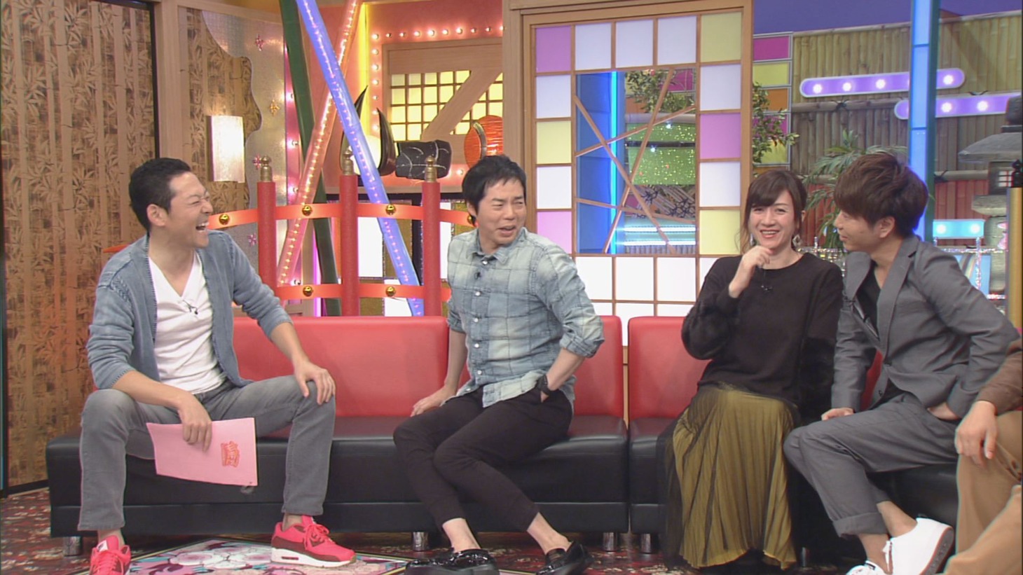 （左から）東野幸治、今田耕司、野々村友紀子、2丁拳銃・修士。(c)CBC