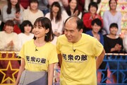 （左から）前田敦子、トレンディエンジェル斎藤。(c)フジテレビ
