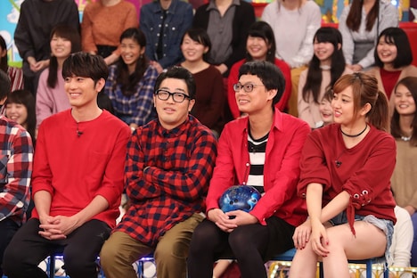 （左から）間宮祥太朗、ドランクドラゴン鈴木、GAG少年楽団・宮戸、菊地亜美。(c)フジテレビ