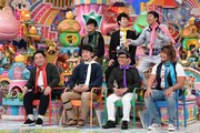 「日曜もアメトーーク!」に出演する「仮面ライダー大好き芸人」たち。(c)テレビ朝日