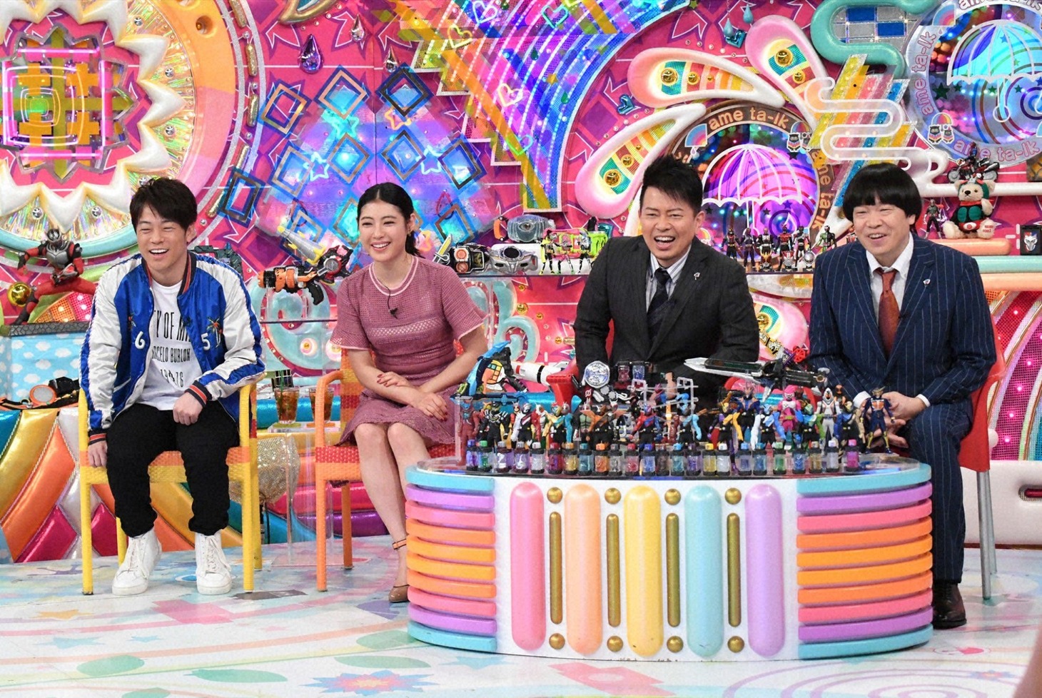 （左から）陣内智則、瀧本美織、雨上がり決死隊。(c)テレビ朝日
