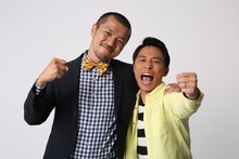 カミナリ。左から、まなぶ、たくみ。(c)ABC