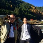 トレエンと銀シャリ、即興漫才で村を救えるか「M-1」事前特番