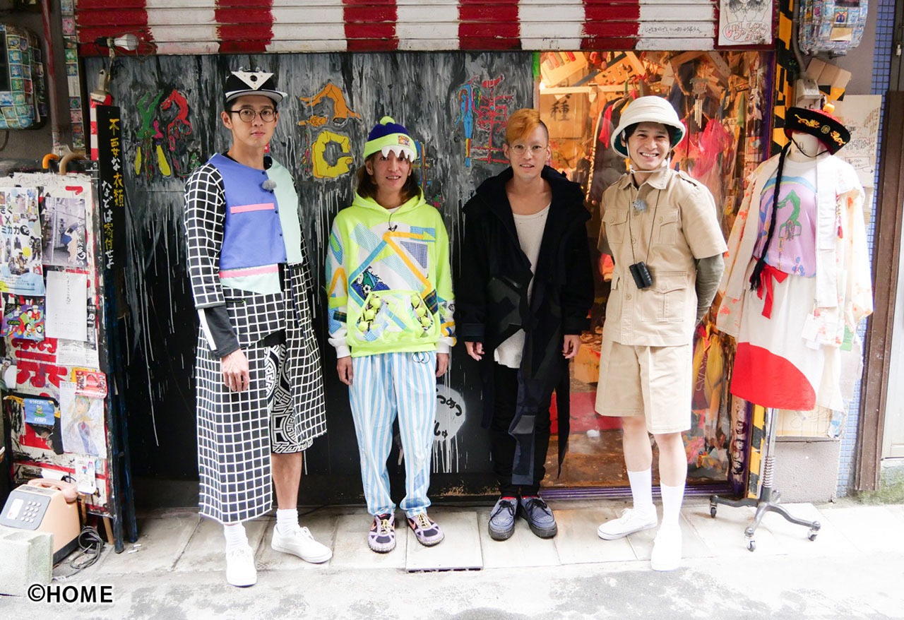 広島の魅力を探すトット。左端が桑原、右端が多田。