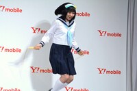 縄跳びを披露するにゃんこスター・アンゴラ村長。