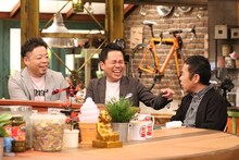 （左から）ダイアン、ナインティナイン岡村。(c)関西テレビ