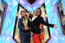 「M-1グランプリ2017」で優勝したとろサーモン。