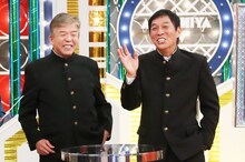 村上ショージ（左）と明石家さんま（右）。(c)MBS