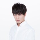 間宮祥太朗がチュート徳井と「THE W」MC、お笑い愛あふれるコメント発表