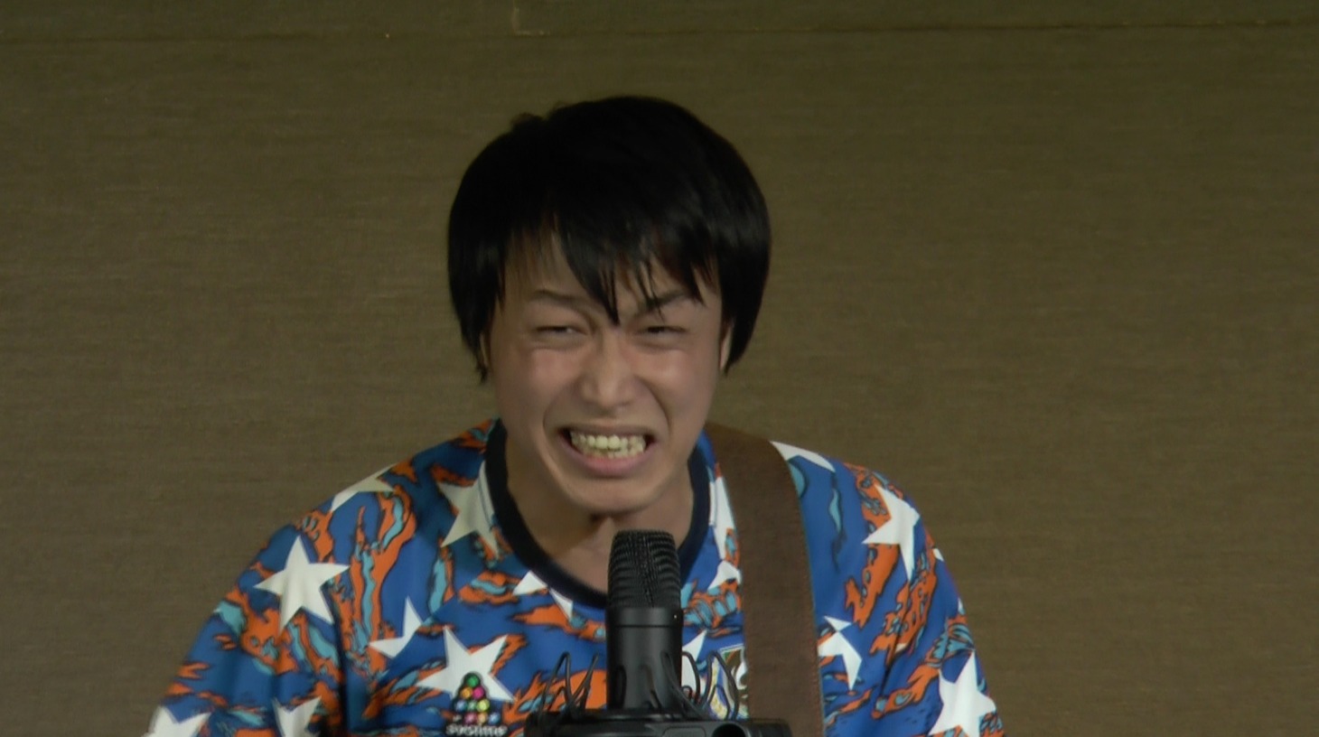 お見送り芸人しんいち