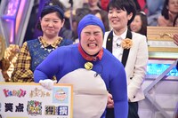 優勝が決定した瞬間のゆりやんレトリィバァ。(c)日本テレビ