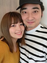 結婚を発表した、瀬戸サオリ（左）とジャングルポケット斉藤（右）。