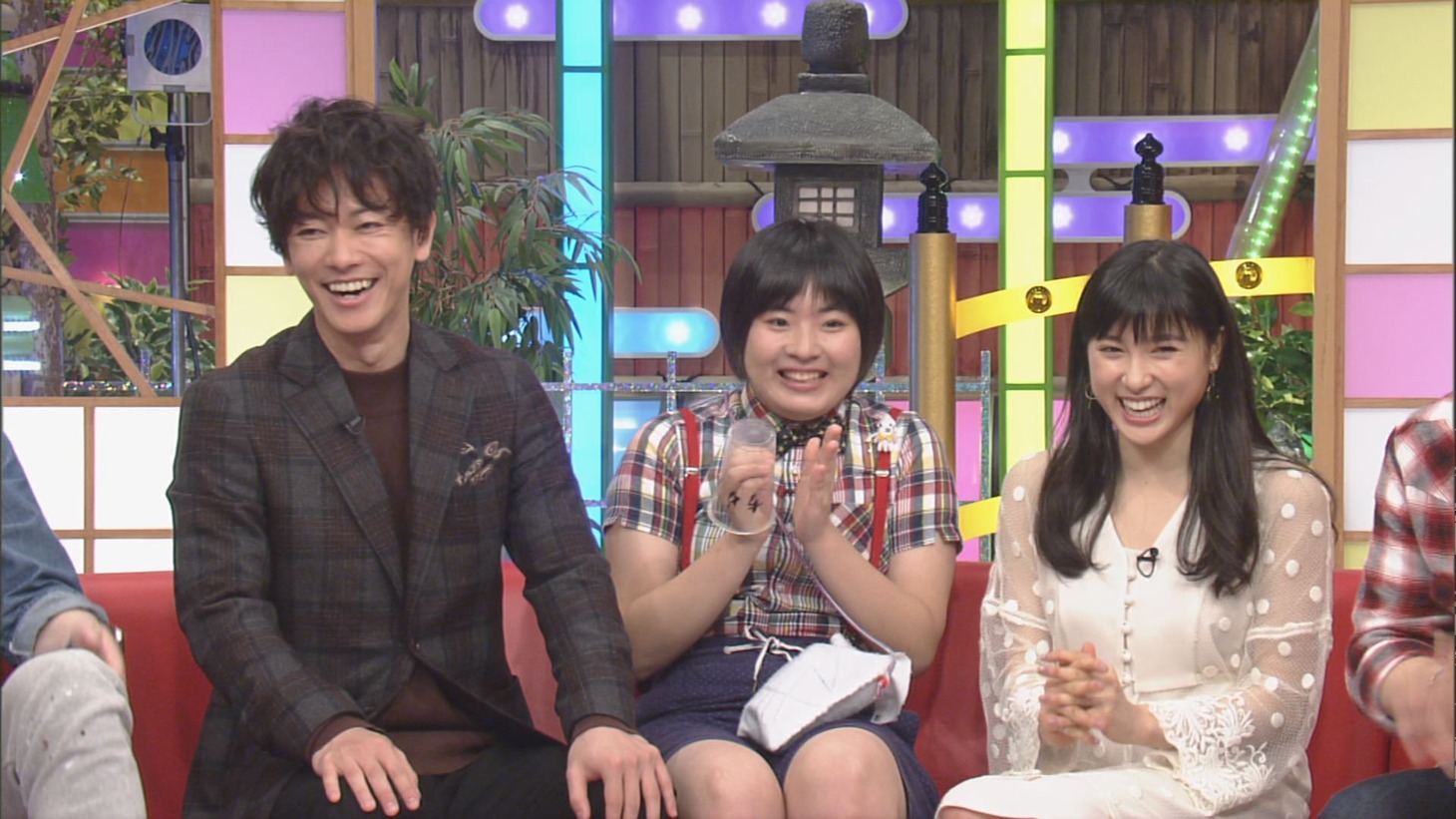 「本能Z」に出演する（左から）佐藤健、いかちゃん、土屋太鳳。(c)CBC
