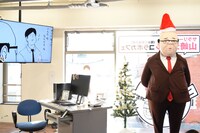 「サラリーマン山崎シゲルコラボカフェ（部長付き）」の様子。