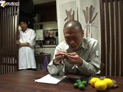 アキナによる再現ドラマのワンシーン。(c)テレビ大阪