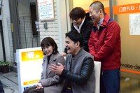 東京03飯塚の奮闘を見守る千鳥ノブら。