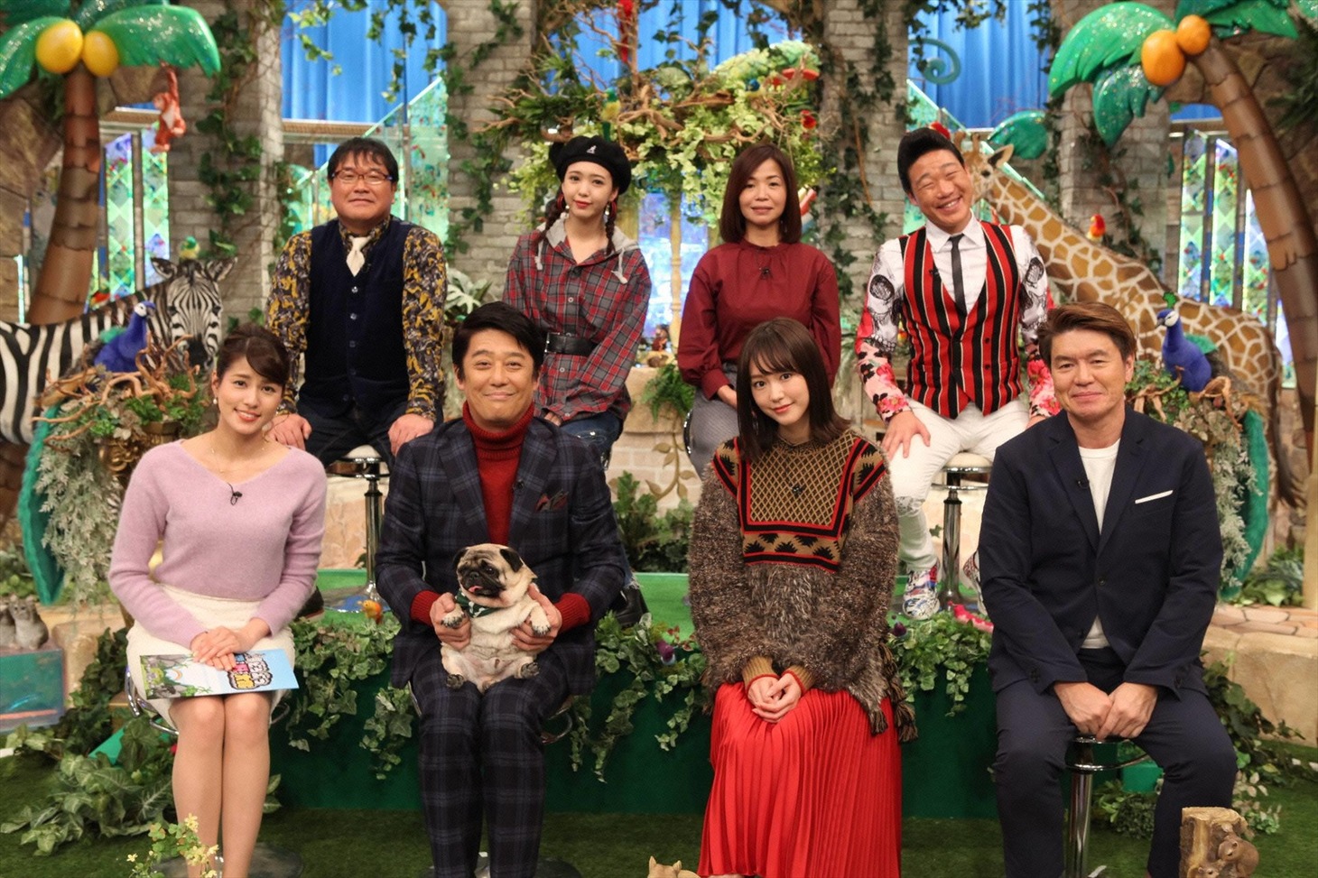 「坂上忍のどうぶつ珍プレー好プレー大賞」の出演者たち。(c)フジテレビ