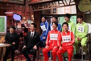 ロザン（左）と新調査員オーディションに臨む3組。(c)ABC