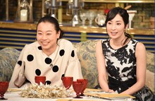 「人生最高レストラン」に出演する（左から）いとうあさこ、真飛聖。(c)TBS