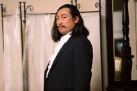 オペラ歌手の冴島響一郎。