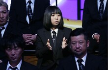 都市伝説を語るにゃんこスター・アンゴラ村長。