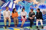 「聞いてた話と違います!ブームに潜む落とし穴」に出演する(左から)ハライチ澤部、井森美幸、新川優愛、ヒロミ、東野幸治。(c)フジテレビ